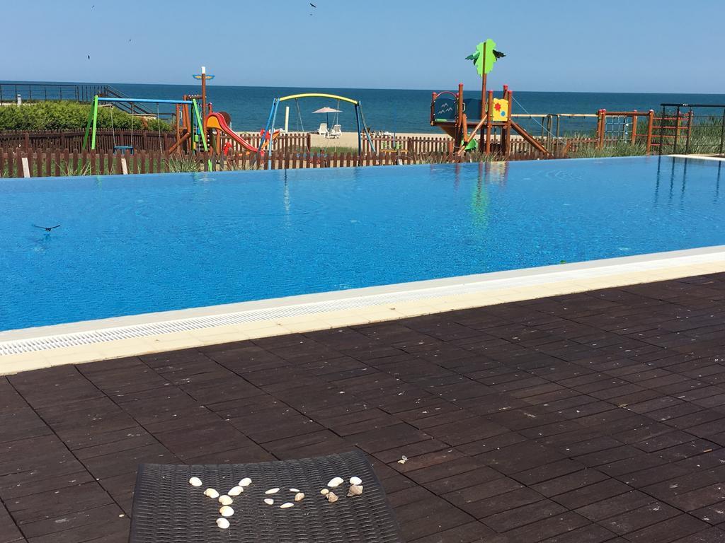 אובזור Private Apartments In Yoo Bulgaria Complex מראה חיצוני תמונה
