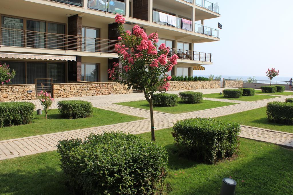 אובזור Private Apartments In Yoo Bulgaria Complex מראה חיצוני תמונה